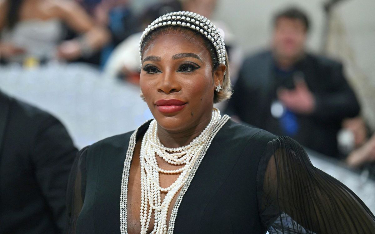 Serena Williams' kitchen incorporates 2024's most popular metallic trend for a subtle, luxe effect