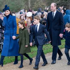 atherine, Princess of Wales (L) and Prince William, Prince of Wales (2nd R) with Prince Louis of Wales (R), Prince George of Wales (C) and Princess Charlotte of Wales (2nd L) attend the Christmas Day service at St Mary Magdalene Church on December 25, 2023 in Sandringham, Norfolk.