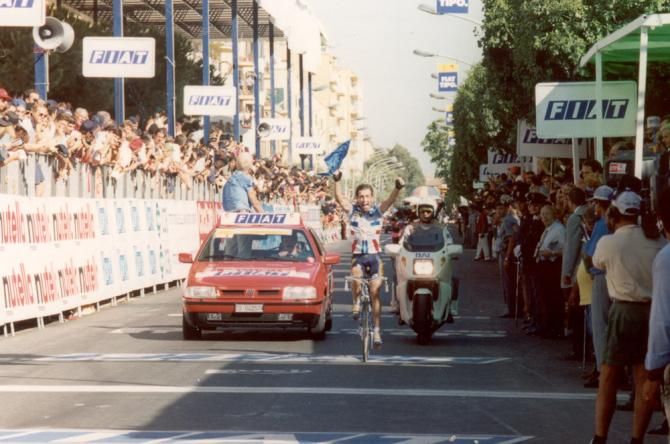1994 Worlds: Luc Leblance (France) soloed to victory in Sicily in the city of Agrigento