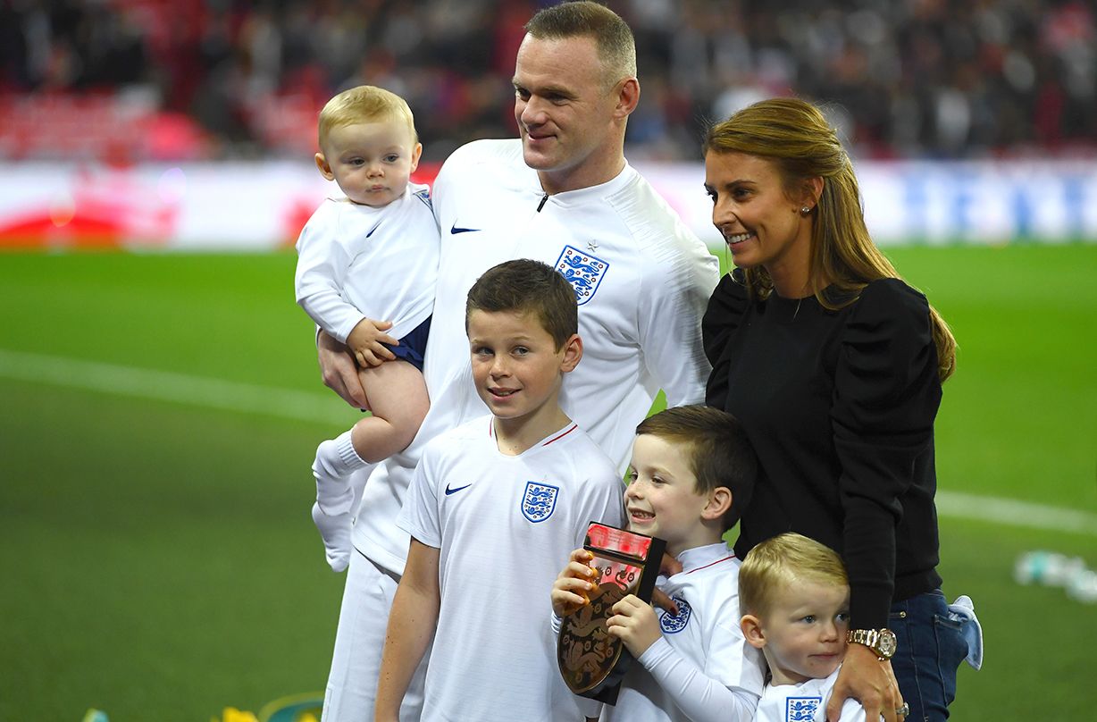 wayne rooney moving back uk family priority