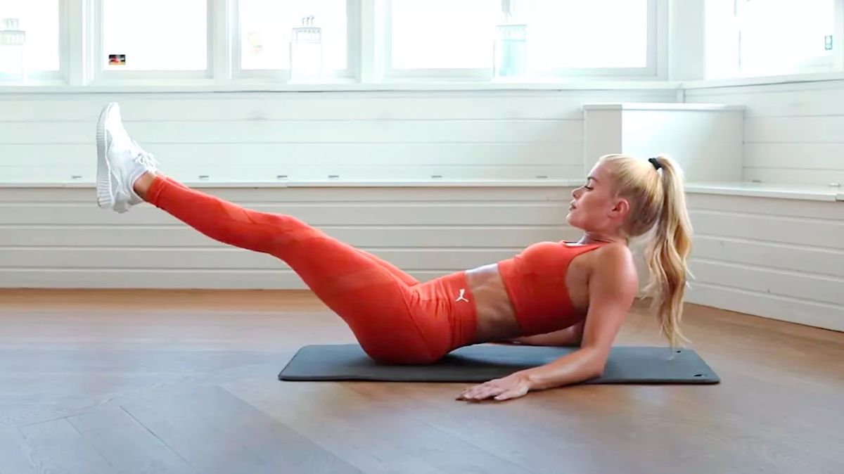 10 Minute Yoga For Leg Strength 