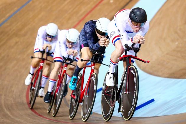 British Team KGF sweep to team pursuit win in UCI World Cup | Cycling ...