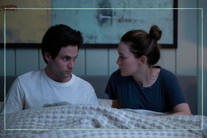 PENN BADGLEY as JOE GOLDBERG and VICTORIA PEDRETTI as LOVE QUINN in episode 301 of YOU