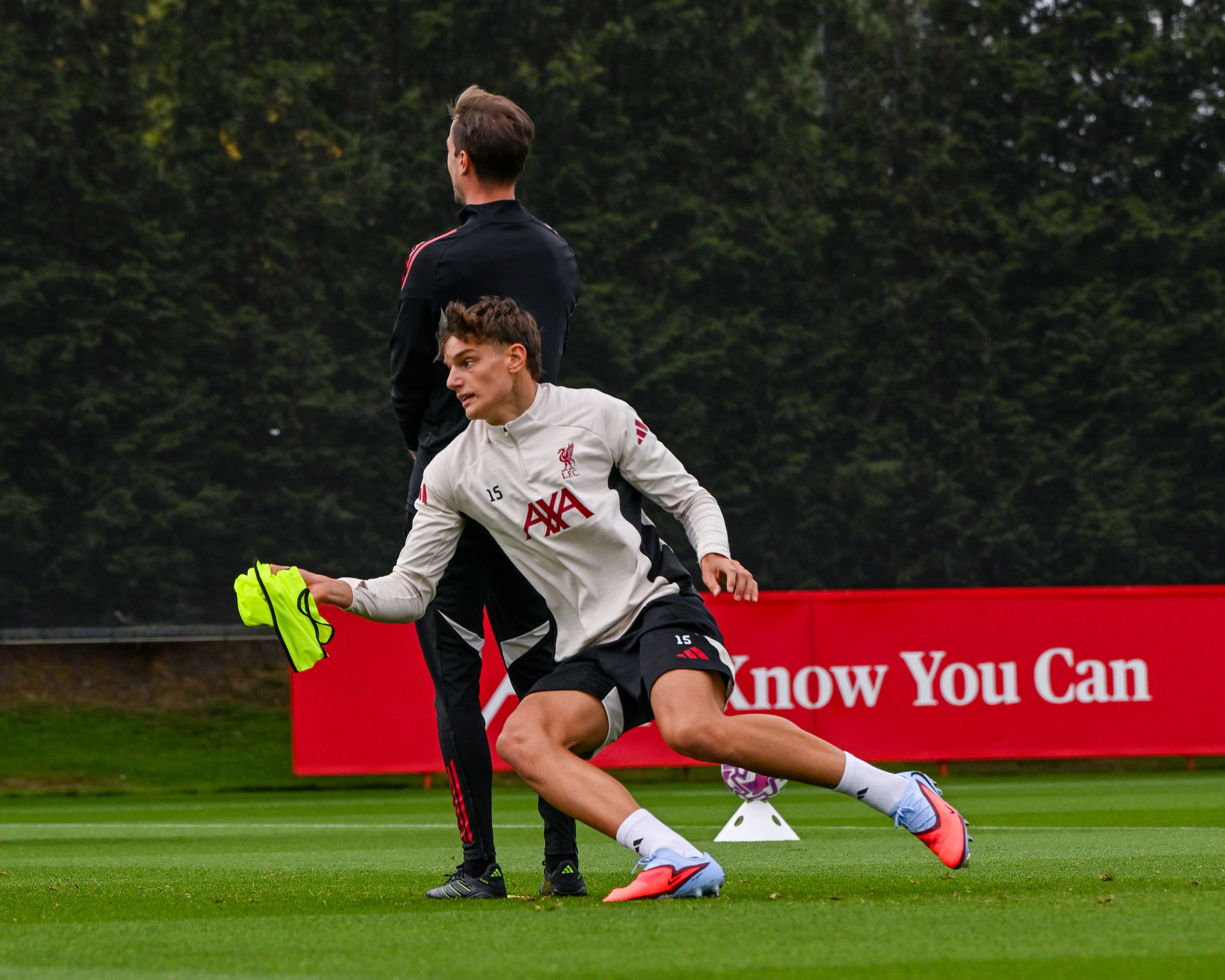 Liverpool defender Giovanni Leoni is yet to make his debut