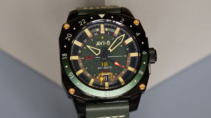 AVI-8 Hawker Hunter Atlas GMT