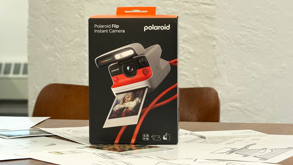 Polaroid Flip