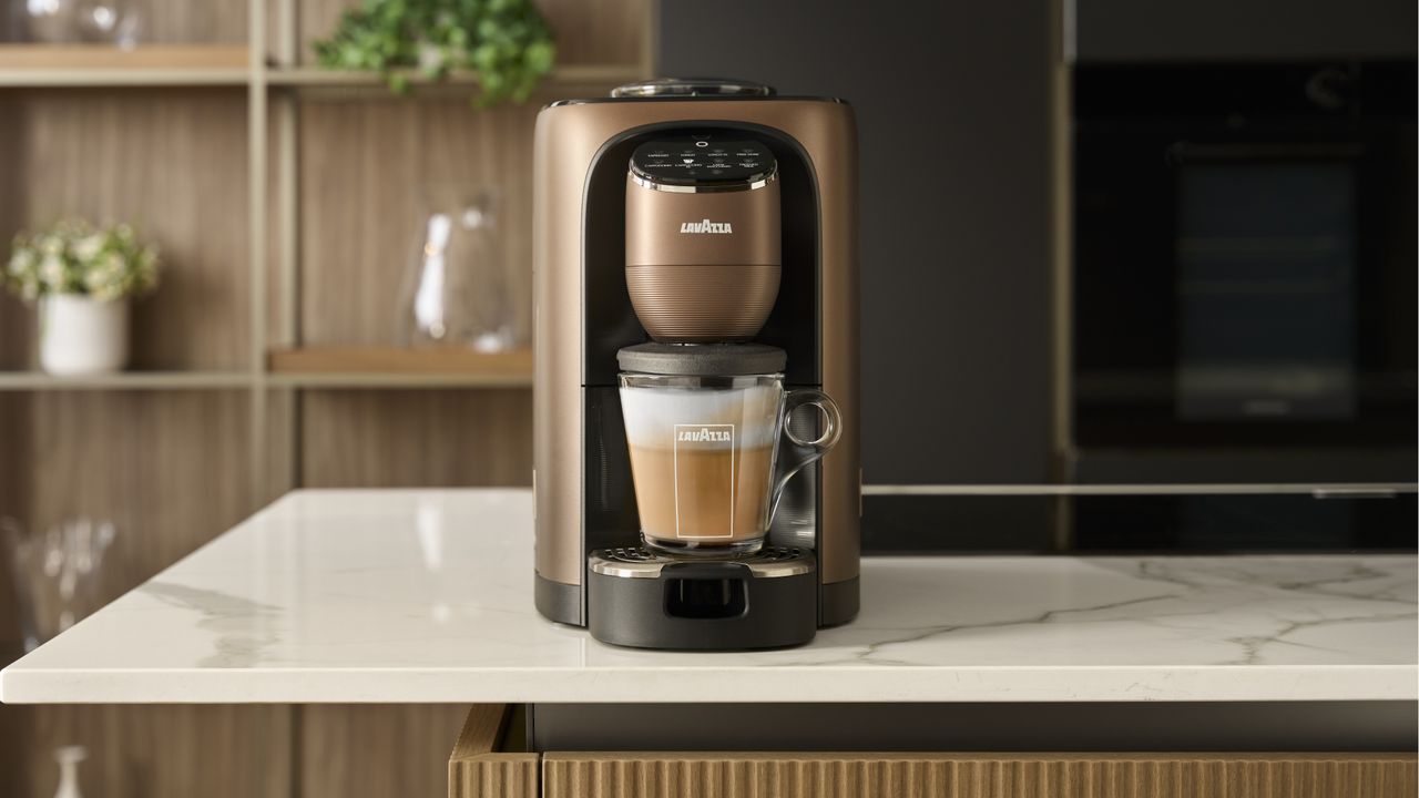 Lavazza Assoluta coffee machine