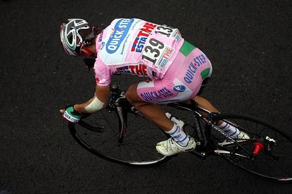 Visconti couldn't hang on to the pink jersey.
