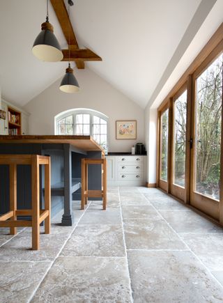 how to create a country kitchen