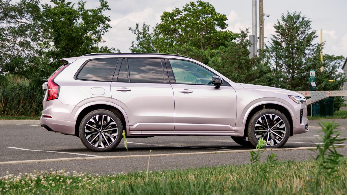 2026 Volvo XC90 review.