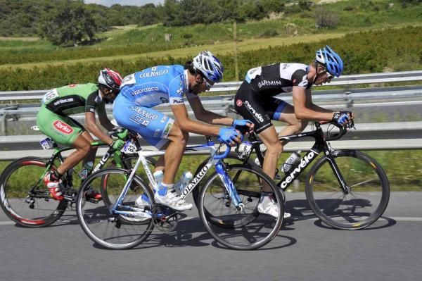 Sep Vanmarcke (Garmin), Paolo Locatelli (Colnago) and Kirilov Tchanliev (Konya) went off the front in the final 25km.