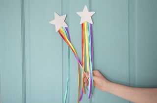 50 Perfect Crafts for 2 Year Olds! - How Wee Learn