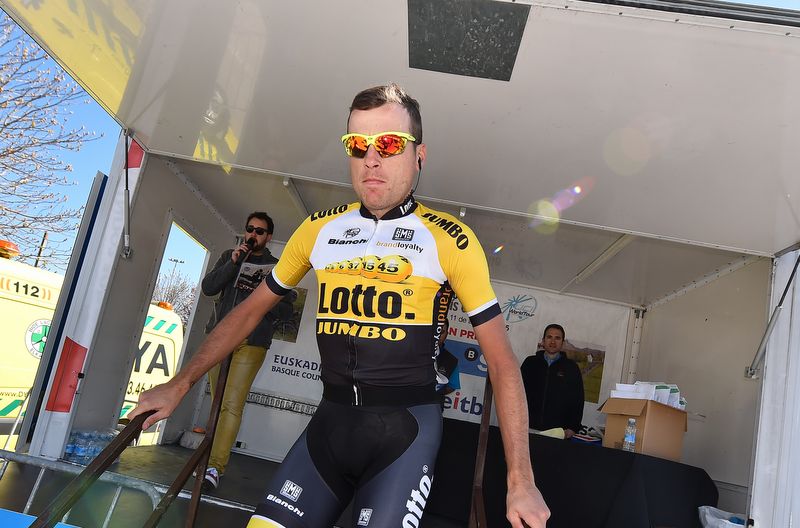 Kevin De Weert (LottoNL-Jumbo) after signing on