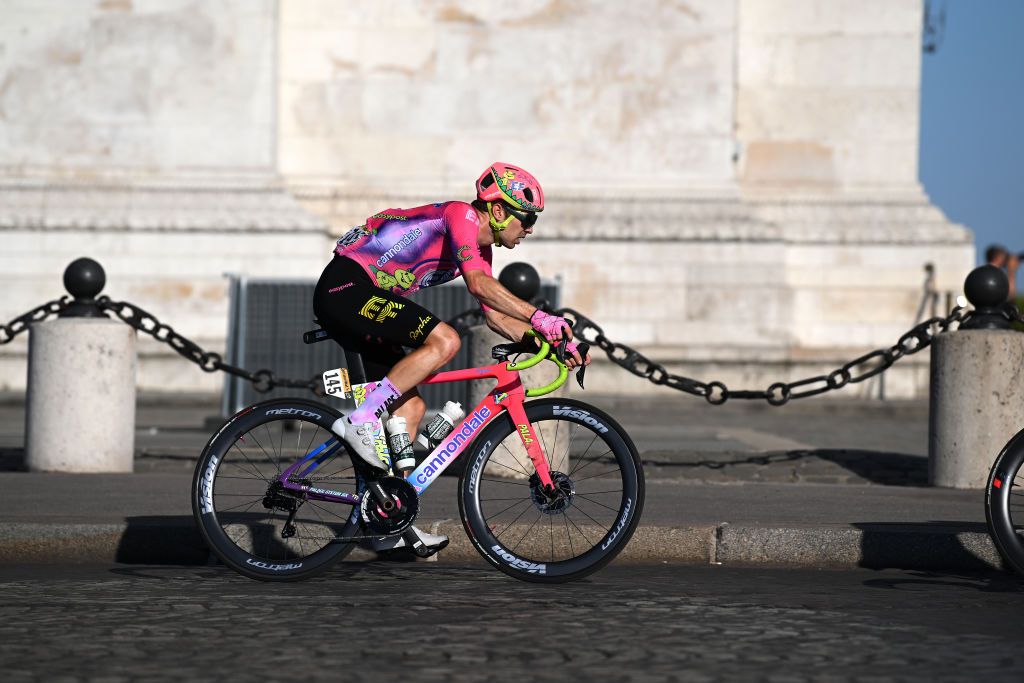 PARIS FRANCE JULY 24 Owain Doull of United Kingdom and Team EF Education Easypost competes during the 109th Tour de France 2022 Stage 21 a 1156km stage from Paris La Dfense to Paris Champslyses TDF2022 WorldTour on July 24 2022 in Paris France Photo by Dario BelingheriGetty Images