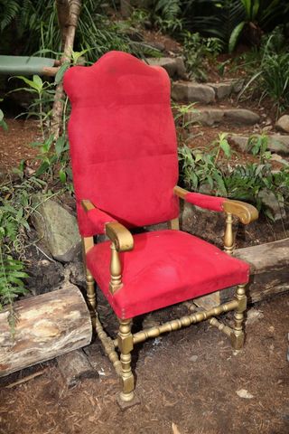 I'm A Celebrity's red throne