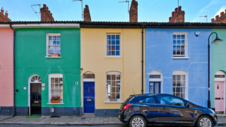 Brightly coloured houses on Observatory Street, Oxford.