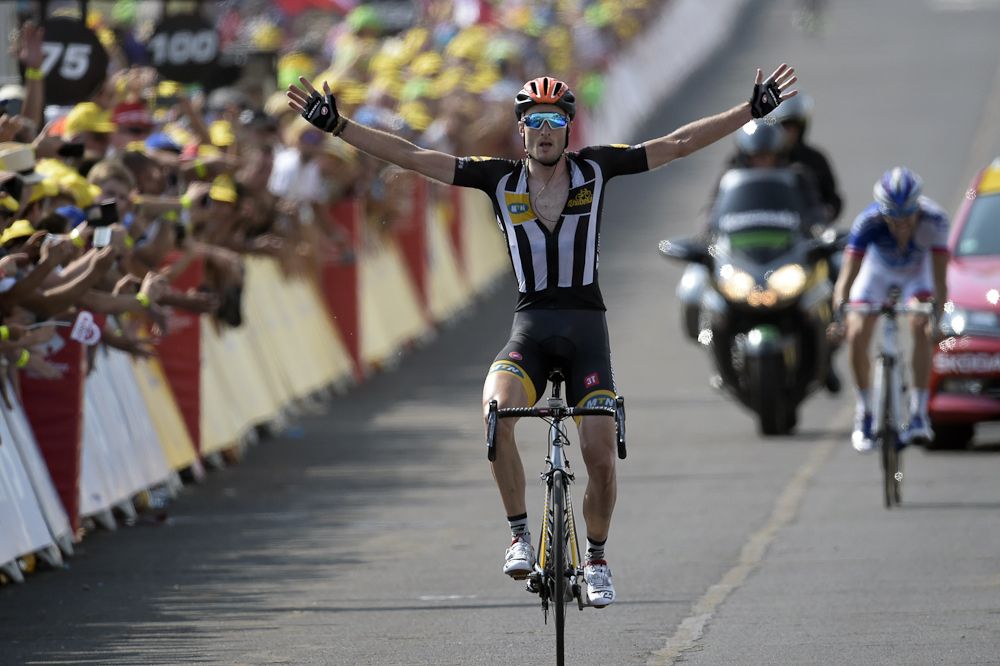 Steven Cummings (MTN-Qhubeka) wins stage 14 of the 2015 Tour de France.