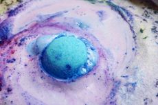 bath bomb