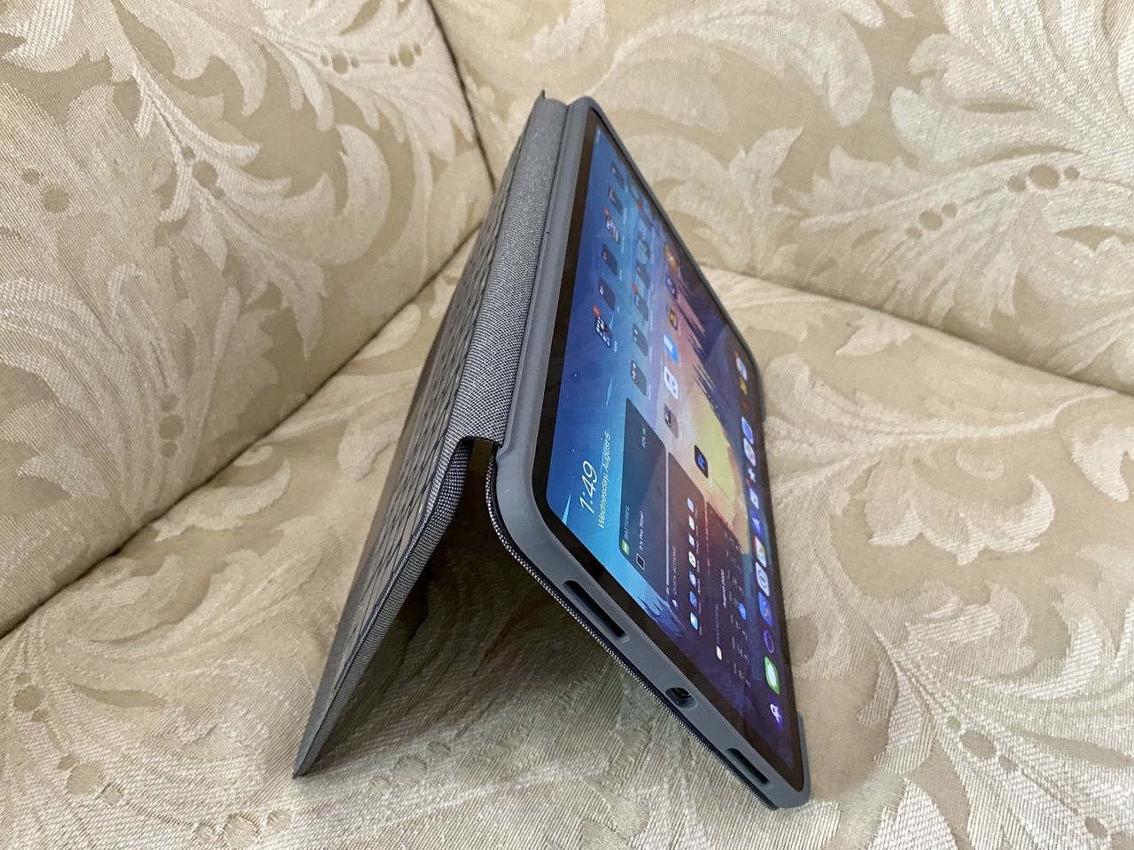 Logitech Folio Touch Keyboard Folded