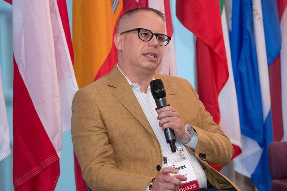 ESPN&rsquo;s Oscar Ramos talks about &ldquo;How Sports Television Embraces Hispanic Fans.&rdquo;