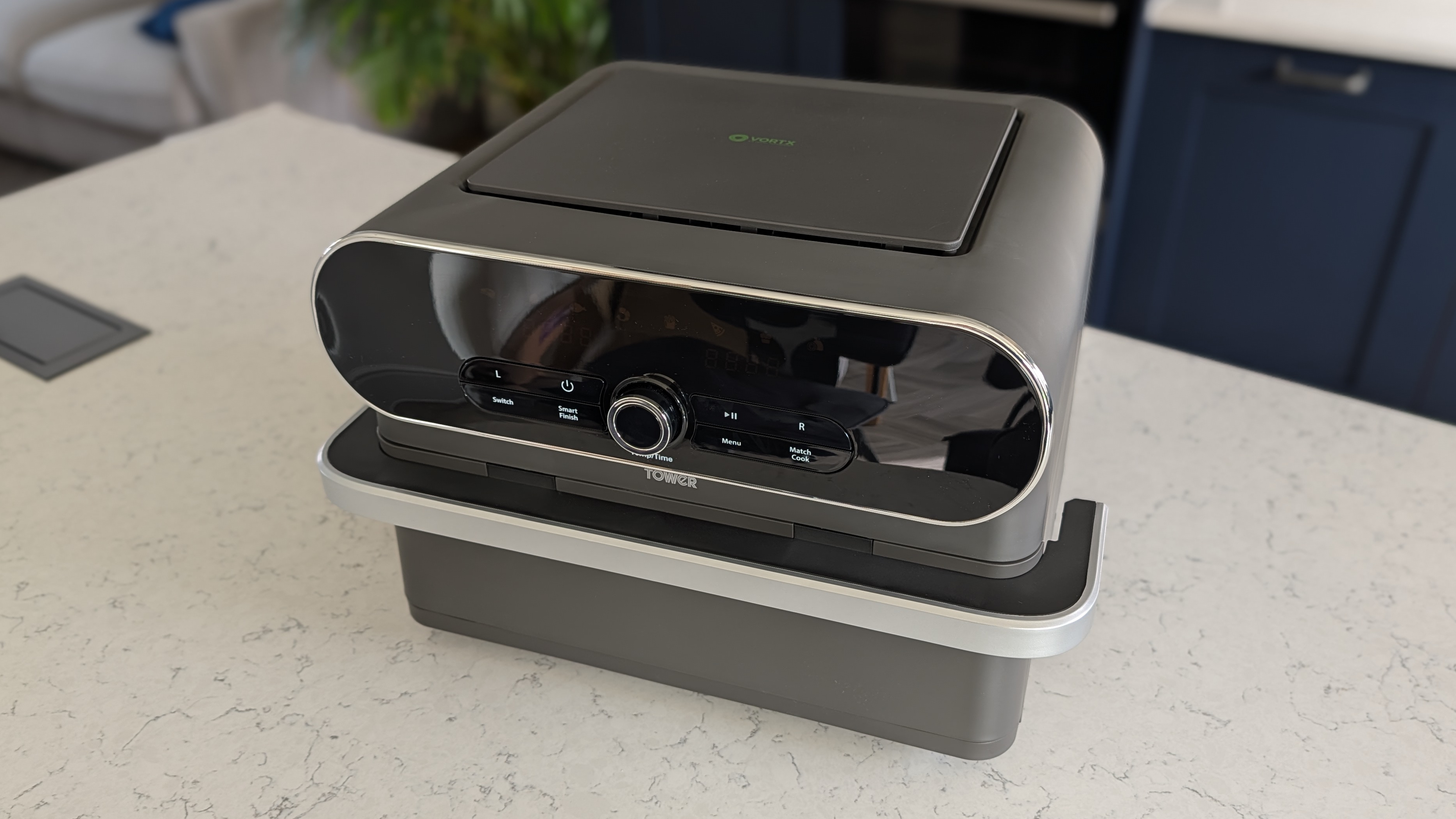 Tower Elite 11-Liter Flexi Drawer Air Fryer on kitchen counter