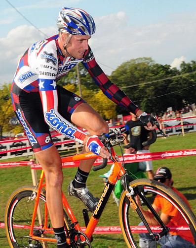 US Champion Ryan Trebon (Kona) trying to chase down Powers and Vervecken.