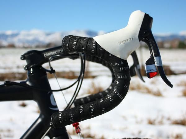 Powers' choice of a traditional-bend bar is also shared by teammate Tim Johnson.