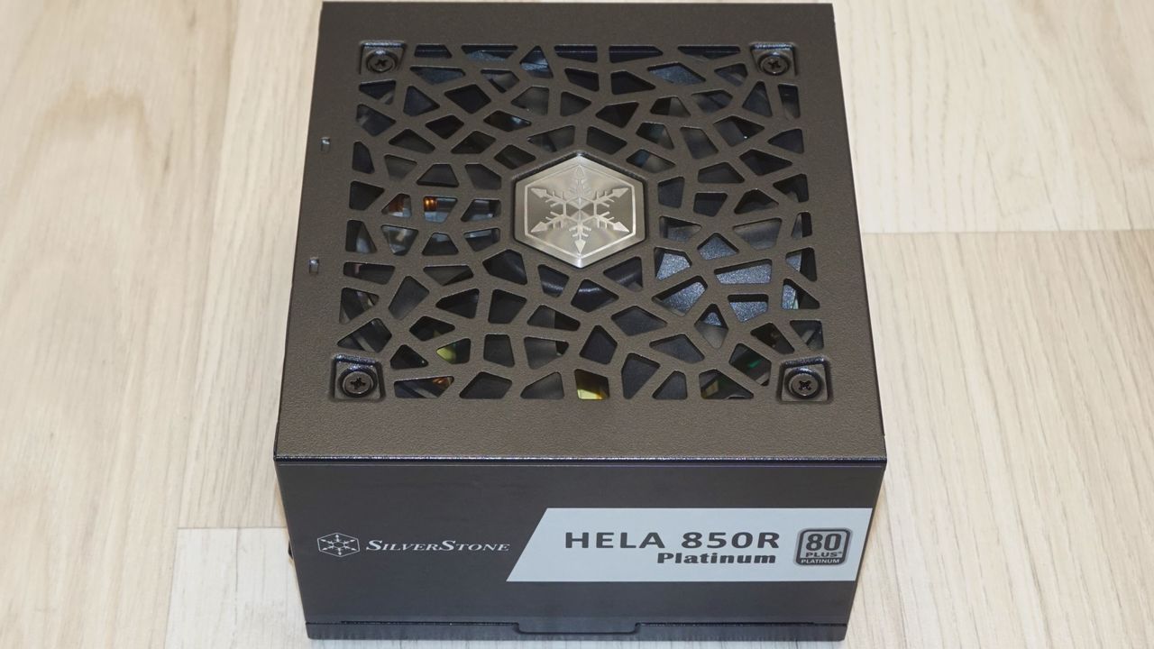 SilverStone Hela 850R Platinum PSU