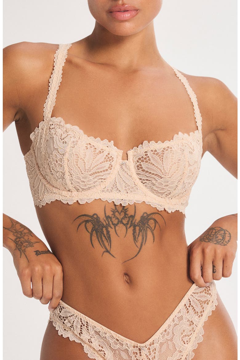 Romantic Corded Lace Unlined Underwire Bra
