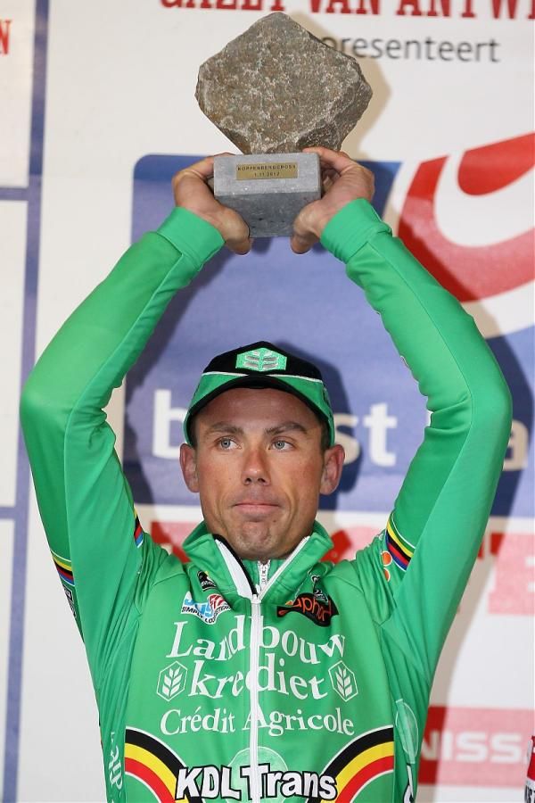 Sven Nys adds a ninth Koppenbergcross trophy to his collection.