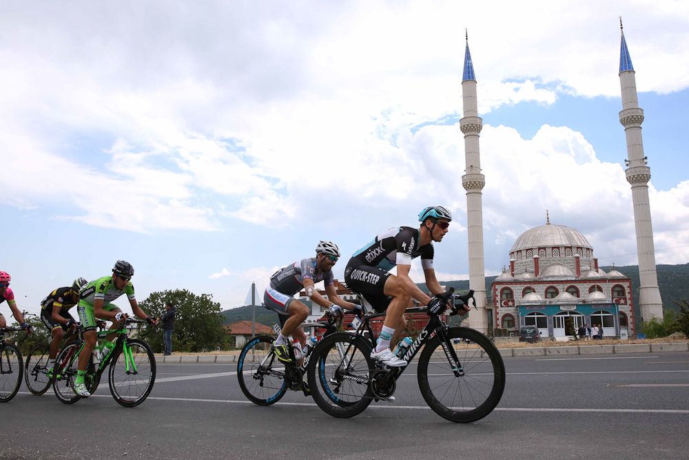 The peloton rides during stage 6 in Turkey.