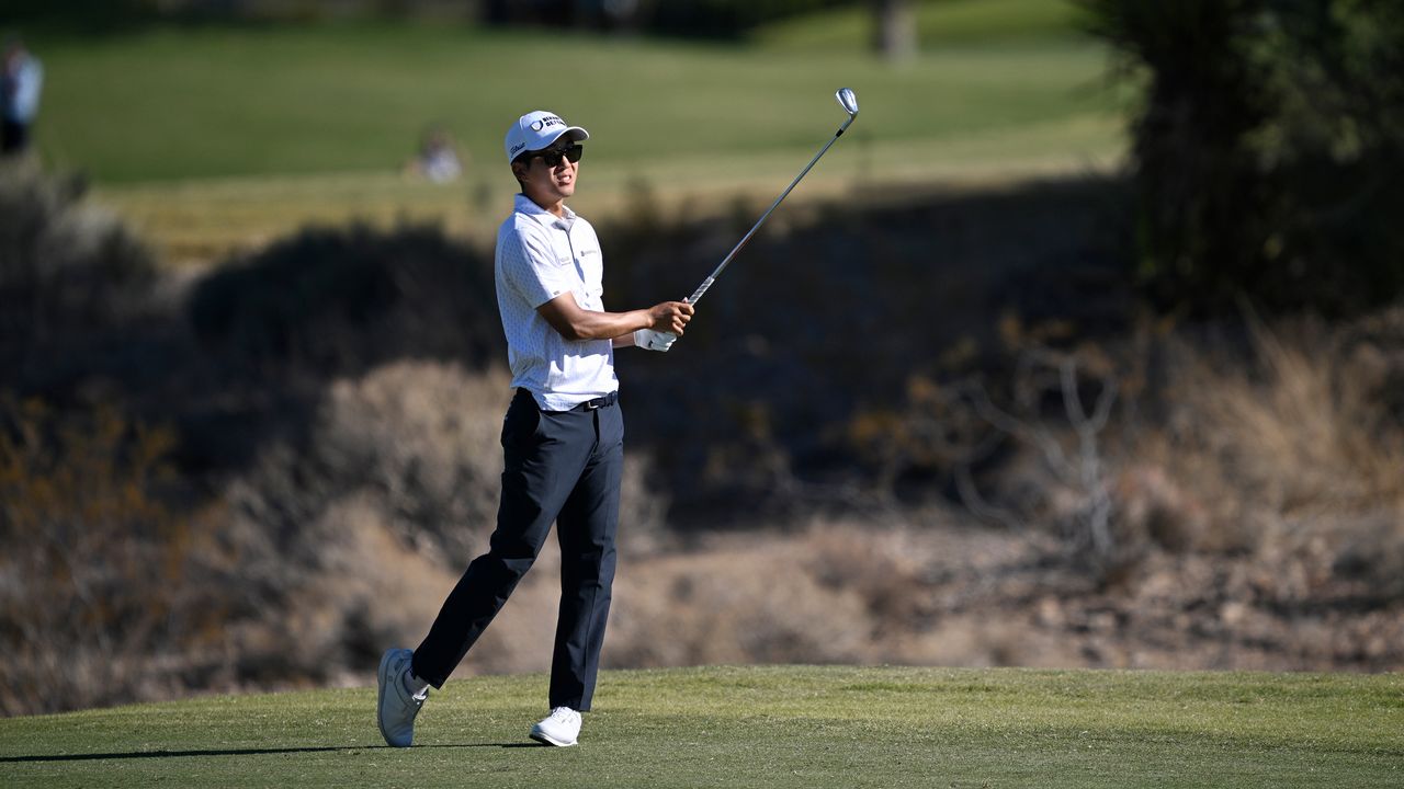 Michael Kim hits an iron shot at the 2024 Shriners Children&#039;s Open