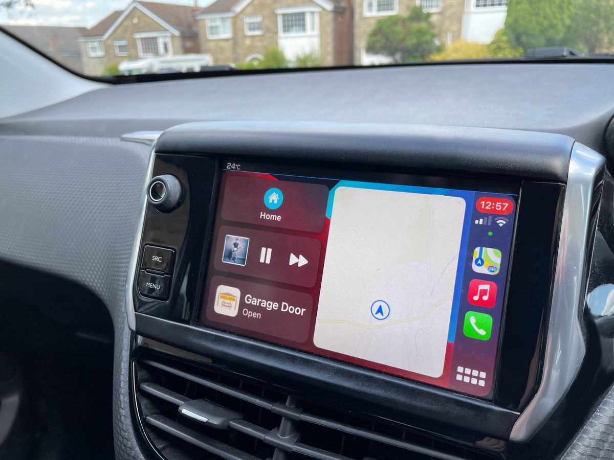 Carplay Peugeot 208 