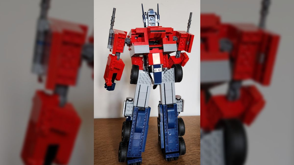 Lego Icons Optimus Prime (10302)_Back