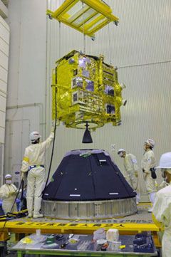 Akatsuki was lowered onto the payload adapter in late April.