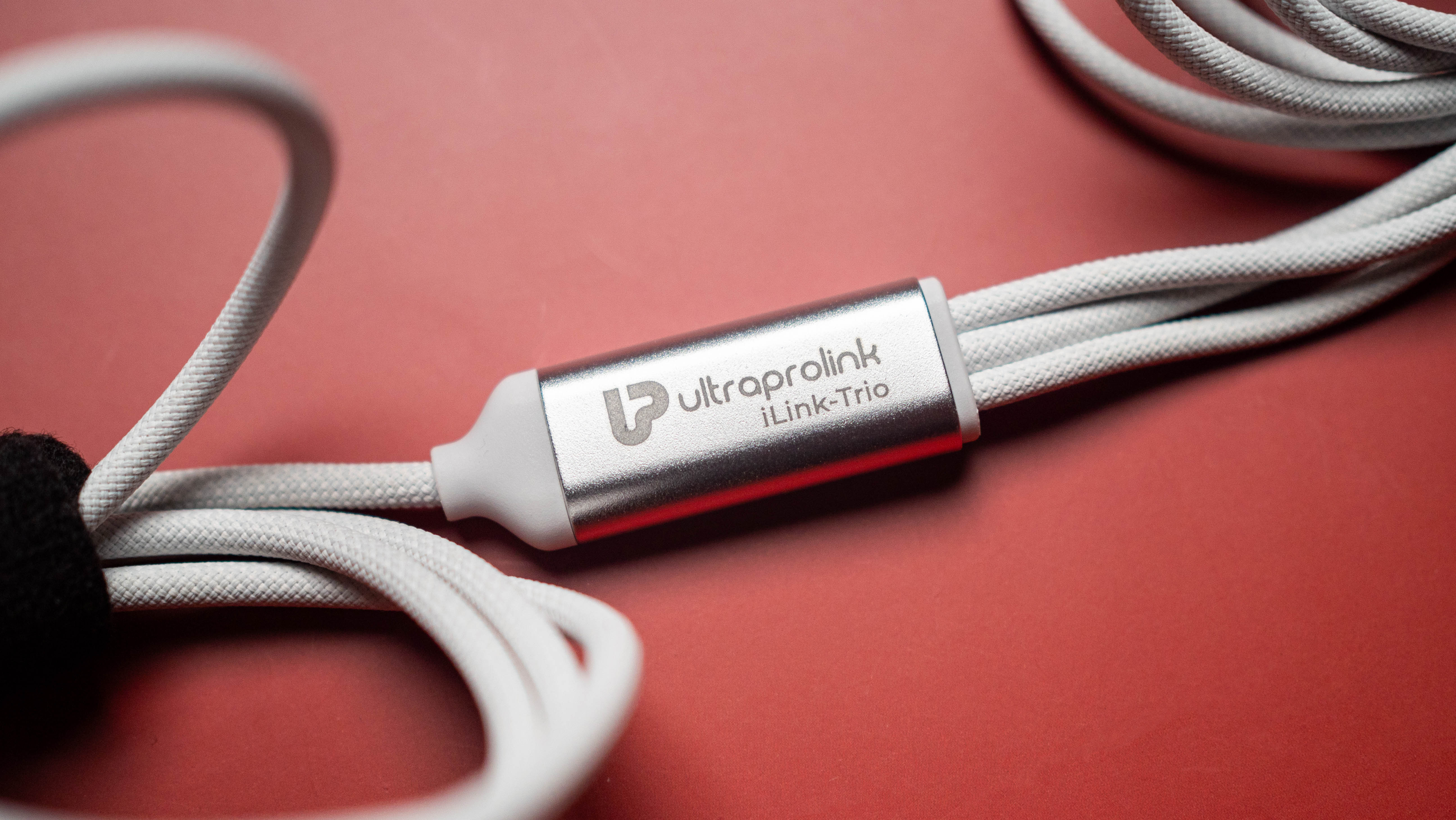 UltraProlink iLink Trio cable