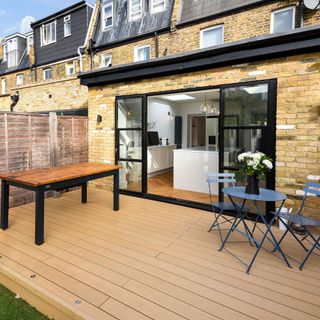 wraparound single storey extension to London brick terraced house