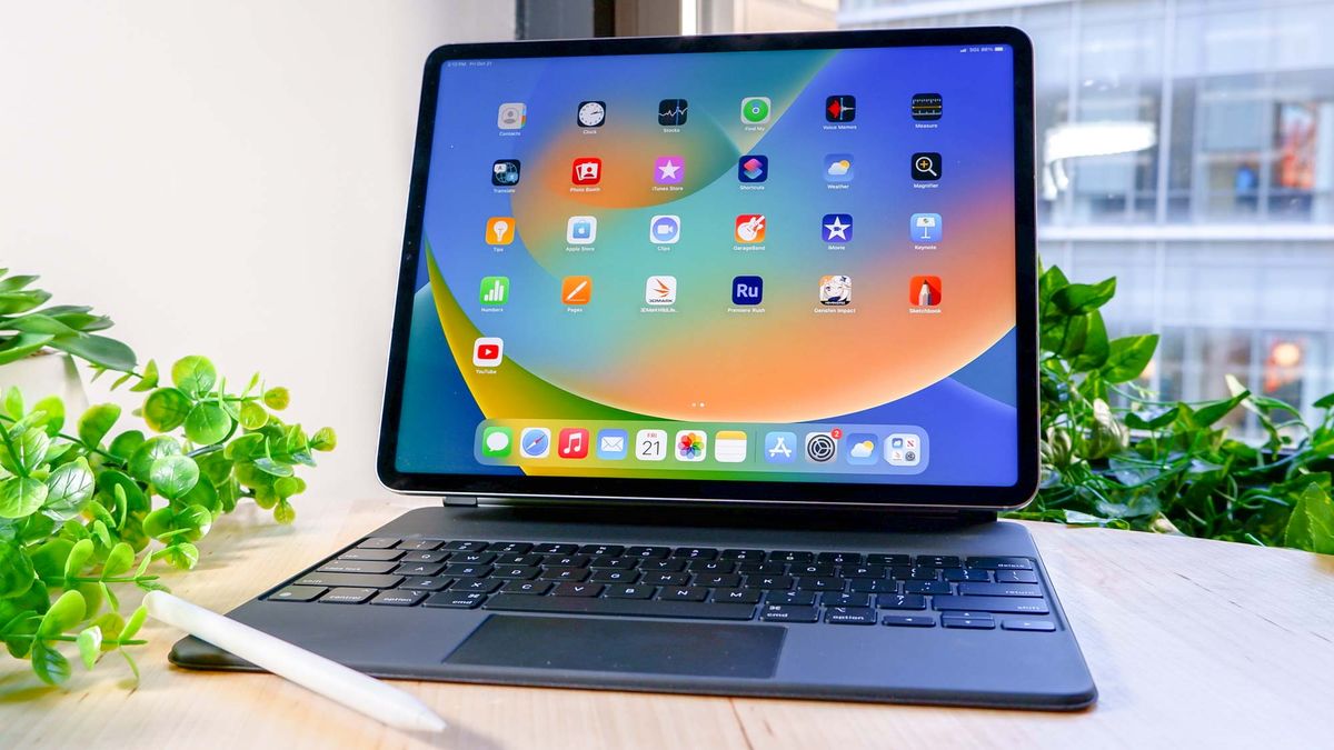 iPad Pro 2022 (M2) review: The ultimate tablet for creative pros
