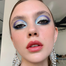 blurry lip trend