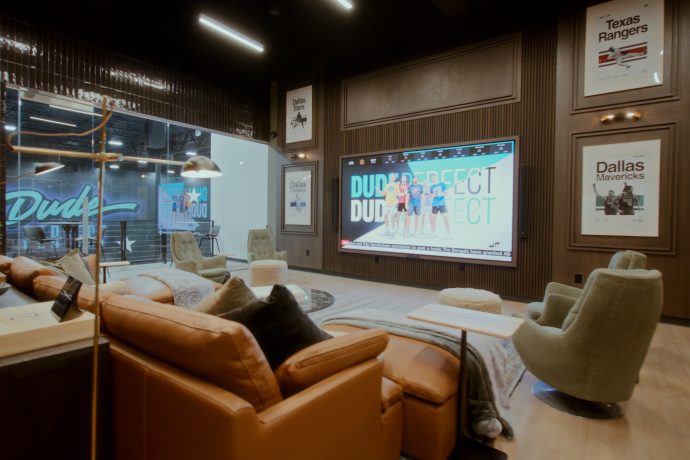 The Wall and Samsung Monitors fuel creativity, streamline collaboration and bring Dude Perfect’s vision for its new headquarters to life.
