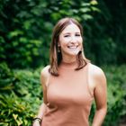 Headshot of Lisa Morton.