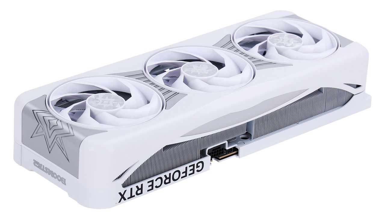 GeForce RTX 5090D Luna