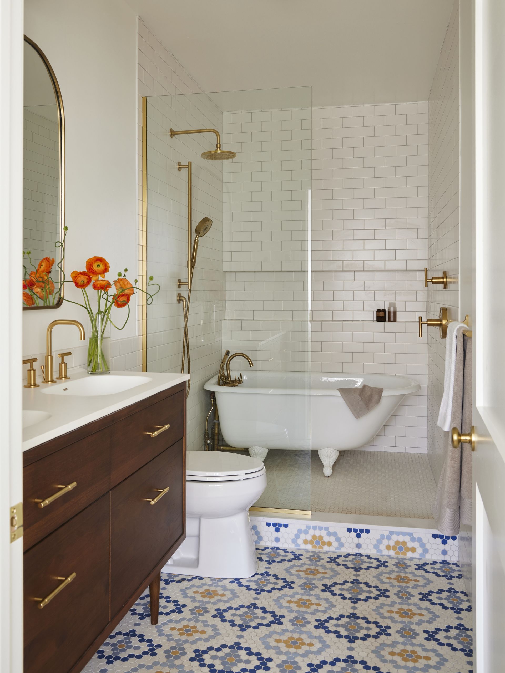Are freestanding tubs going out of style? Livingetc