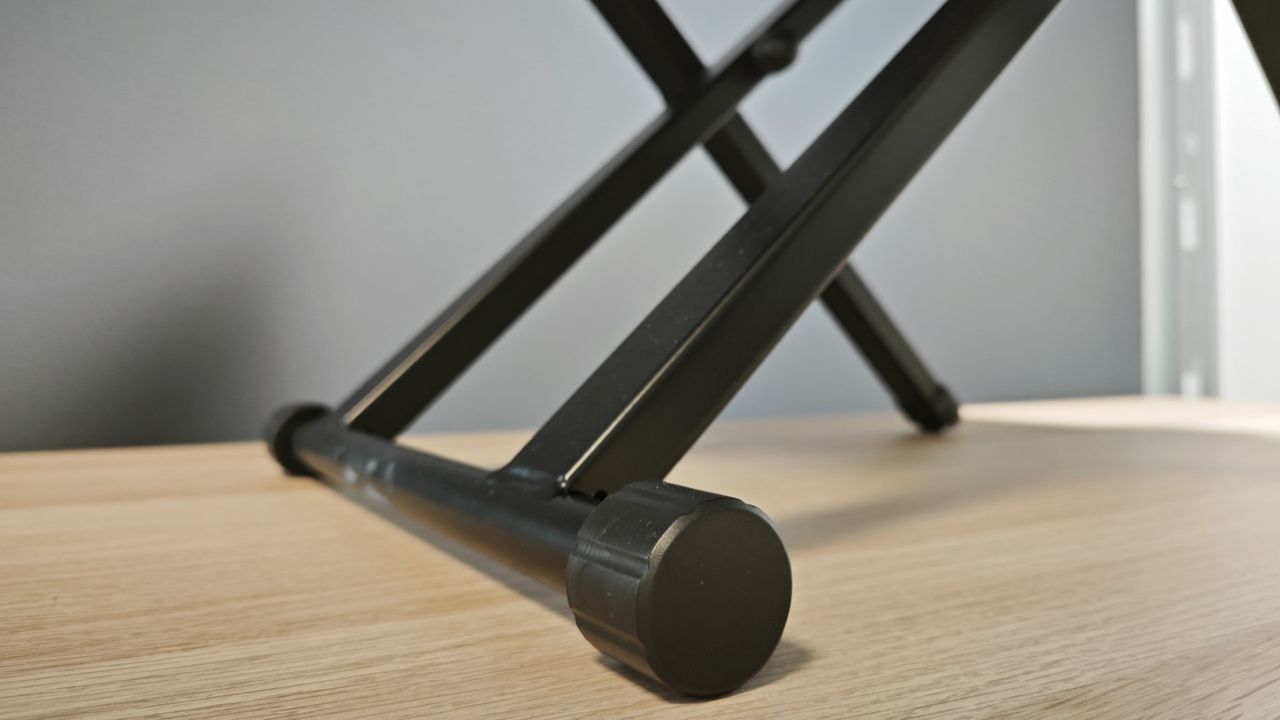 Standing desk