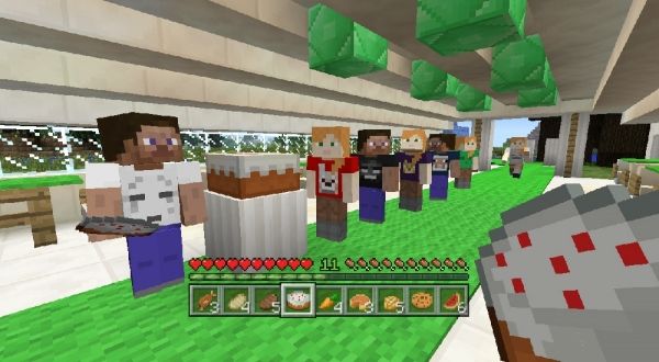 Celebrate Minecraft: Xbox 360 Edition's birthday with some free skins