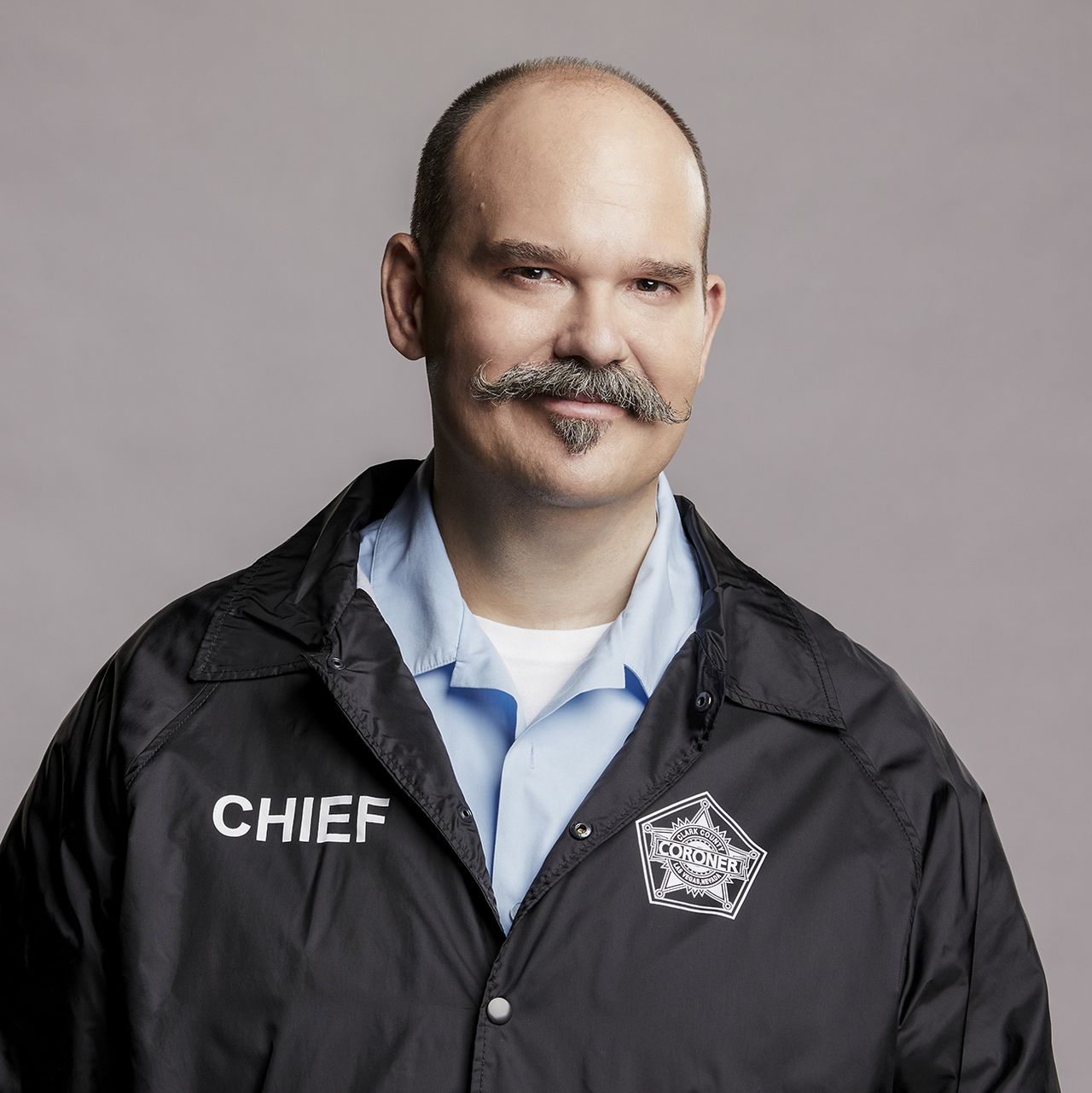 Mel Rodriguez in CSI: Vegas