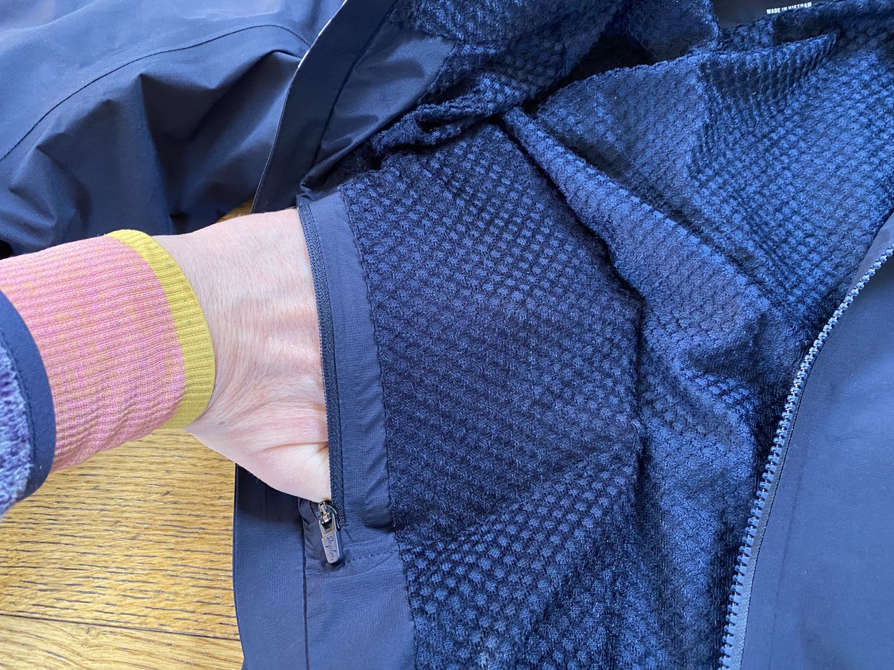 Interior pocket