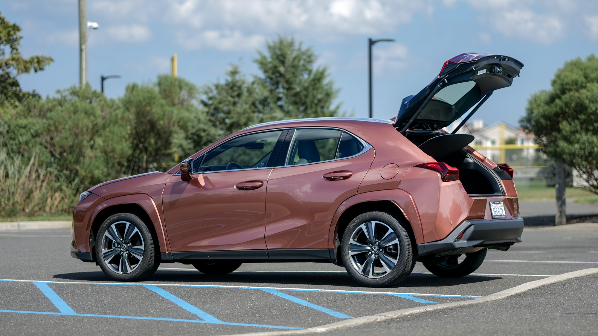 2025 Lexus UX 300h test drive.