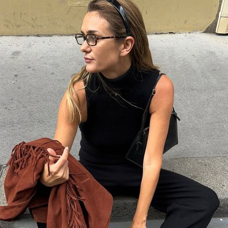 @annelauremais and @lornasymphony wearing French 2025 wardrobe staples. 