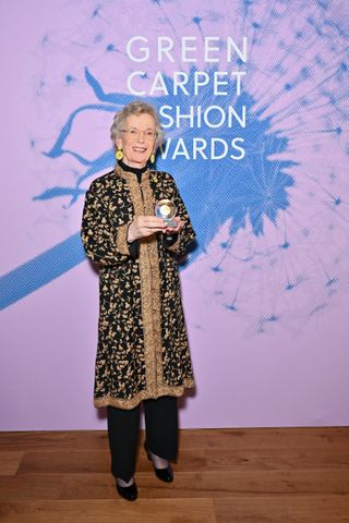 Green Carpet Fashion Awards: Mary Robinson